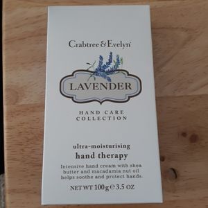 Crabtree and Evelyn hand therapy